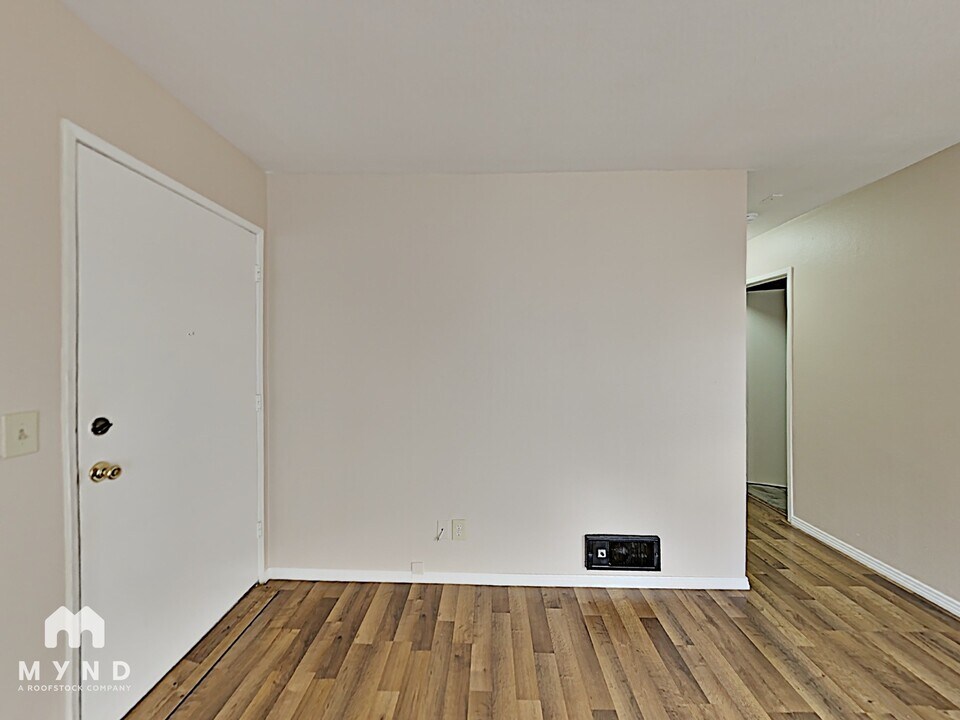 9550 Carroll Canyon Rd, Unit 240 in San Diego, CA - Building Photo