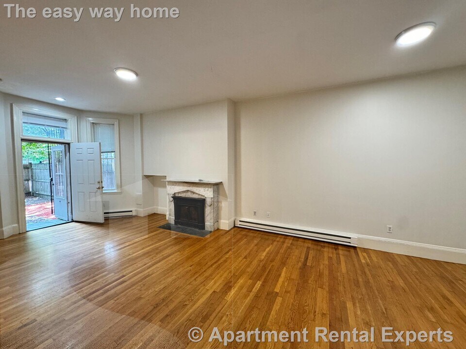 10 Yarmouth St in Boston, MA - Building Photo