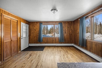 1118 Cheri Way in North Pole, AK - Building Photo - Building Photo