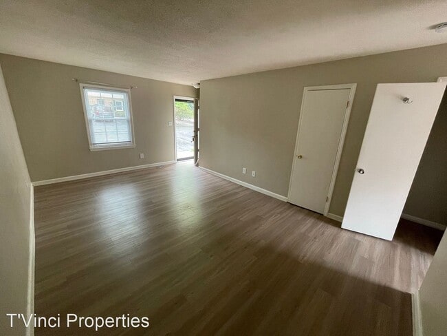 205 Northpoint Ave photo'