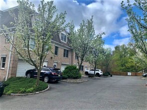 Carriage House in Morristown, NJ - Building Photo - Building Photo