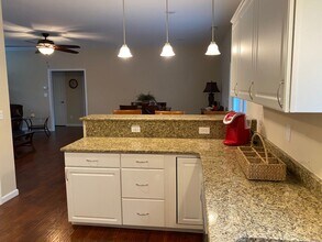124 Ridgeshore Ct in Macon, NC - Building Photo - Building Photo