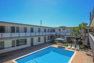 Ocean West Apartments in Torrance, CA - Building Photo - Building Photo