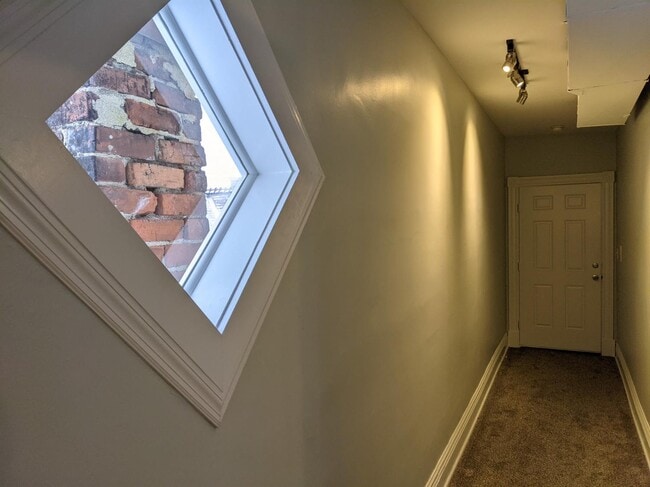 3755 Eastern Ave, Unit 3 in Cincinnati, OH - Building Photo - Building Photo