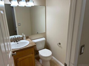 13286 Kibbings Rd in San Diego, CA - Building Photo - Building Photo