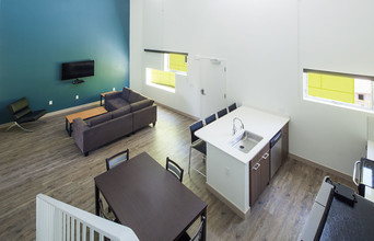 Village Lofts in Los Angeles, CA - Building Photo - Building Photo