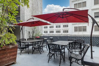 Park Terrace Apartments in Los Angeles, CA - Building Photo - Building Photo