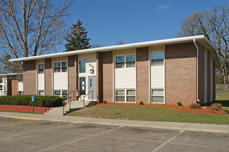 Greenvale Place Apartments in Northfield, MN - Building Photo - Building Photo