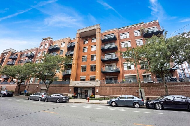 property at 550 W Fulton St