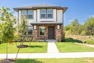 331 Bugbee, Unit 214 in Kyle, TX - Building Photo - Building Photo