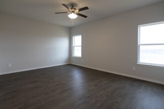 2748 William St in Gun Barrel City, TX - Building Photo - Building Photo