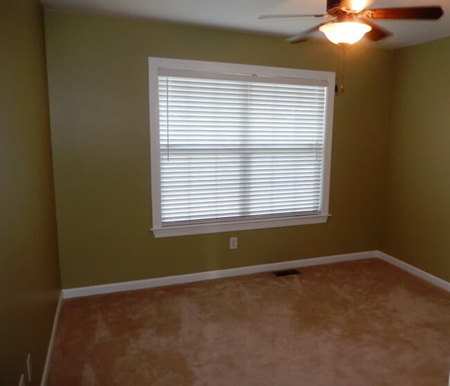 28 Roseangel Ct in Columbia, SC - Foto de edificio - Building Photo