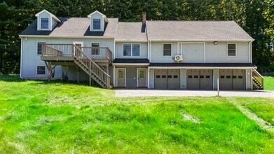 13 Kent Cornwall Rd in Kent, CT - Building Photo - Building Photo