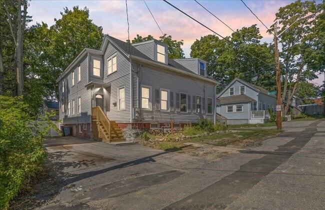 property at 14-16-16 Bartlett Ave