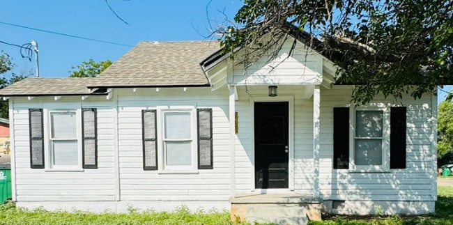 317 N Pierce St in San Angelo, TX - Building Photo - Building Photo