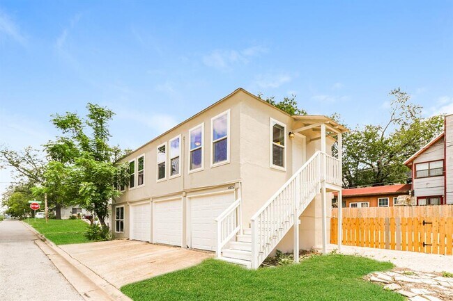 4801 Avenue H in Austin, TX - Building Photo - Building Photo