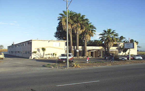 El Dorado Palms Apartments in French Camp, CA - Building Photo - Building Photo