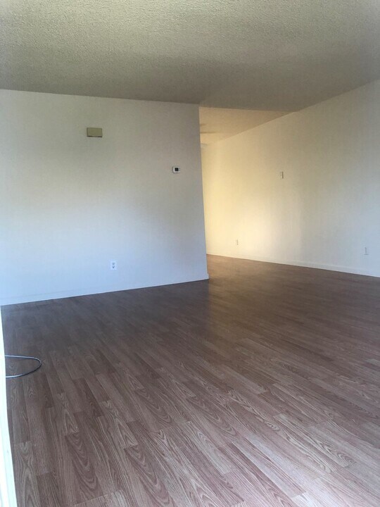1115 Pioneer Ave in Turlock, CA - Building Photo