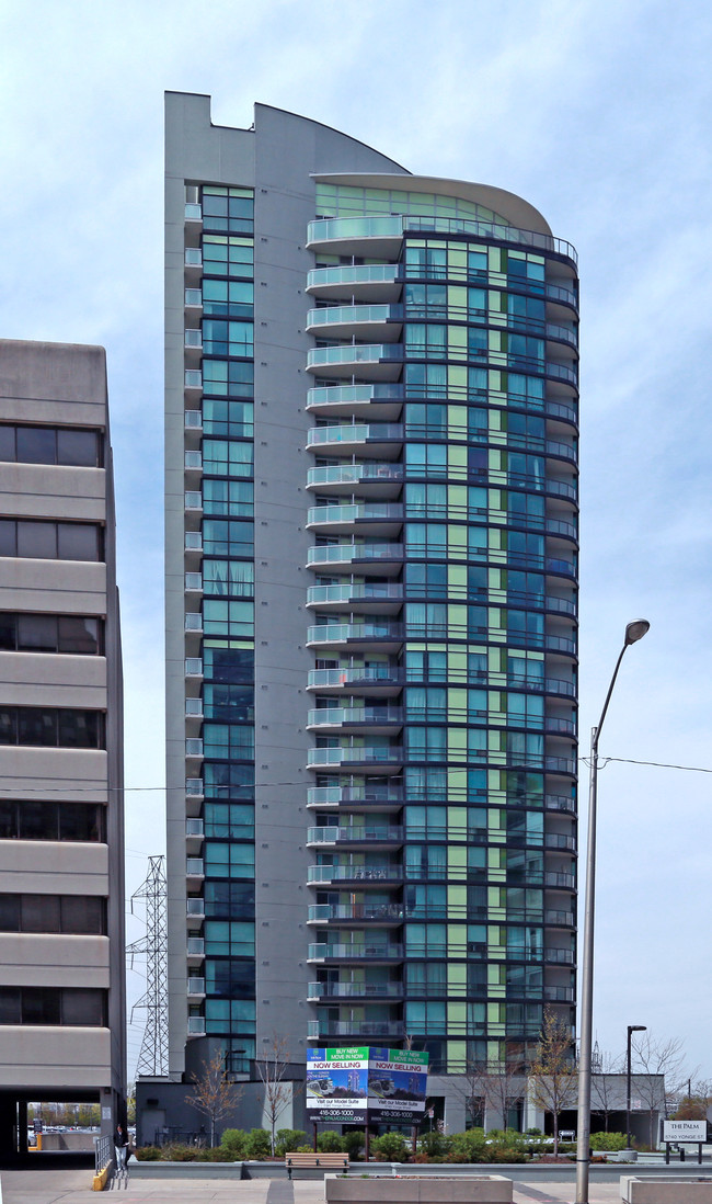 The Palm in Toronto, ON - Building Photo - Primary Photo