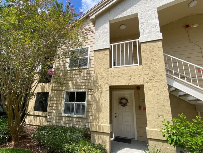 property at 11 Arbor Club Dr