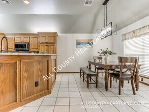 13317 Montego Terrace in Oklahoma City, OK - Building Photo - Building Photo