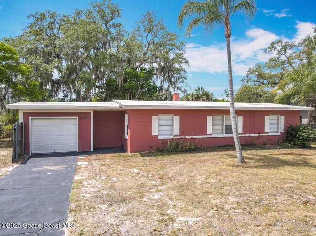 property at 1590 Hilldale Rd