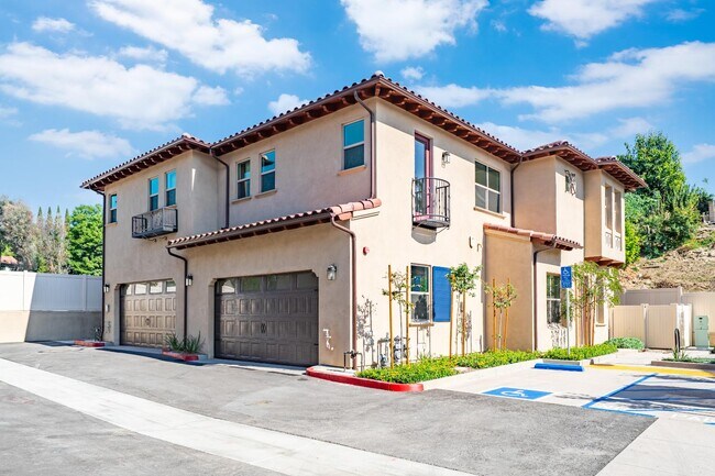 822 Francesca Dr in Walnut, CA - Building Photo - Building Photo