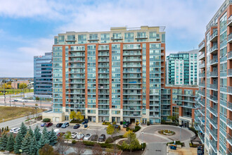 60 S Town Centre Blvd in Markham, ON - Building Photo - Building Photo