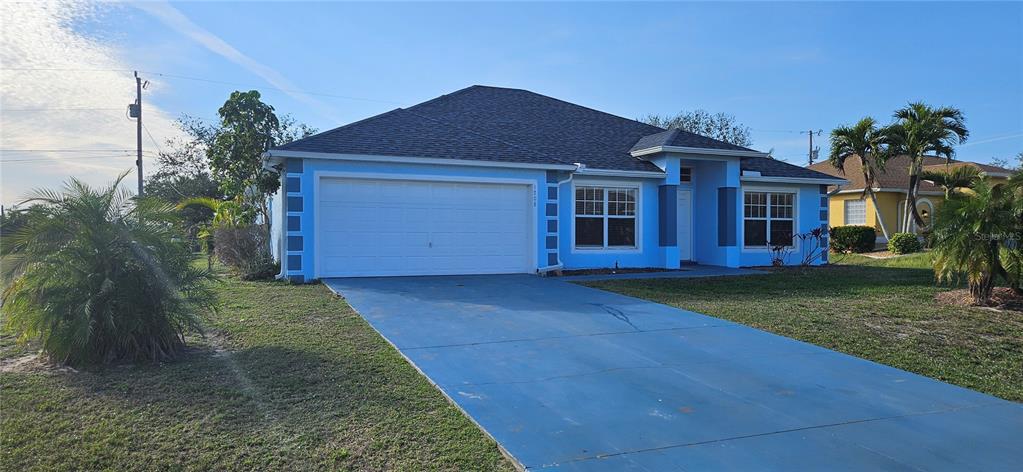 1708 NE 4th Pl in Cape Coral, FL - Building Photo