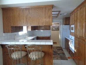 43036 42nd St W in Quartz Hill, CA - Building Photo - Building Photo