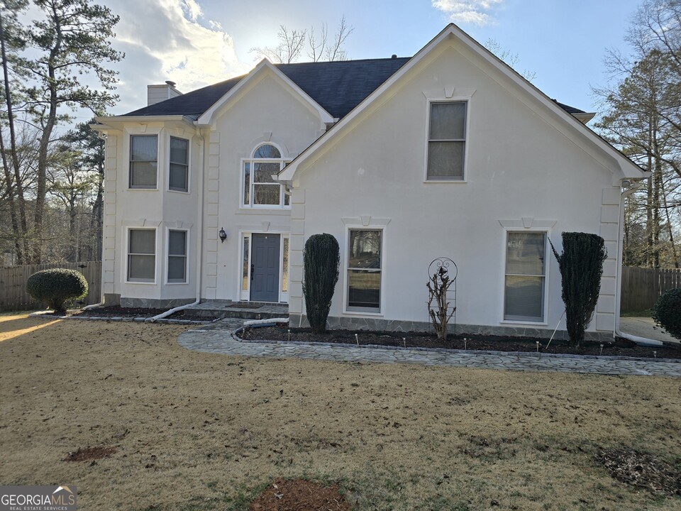 31 Springfield Ct in Newnan, GA - Building Photo