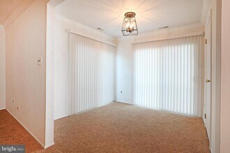 19 Chelsea Ct in Washington Township, NJ - Building Photo - Building Photo