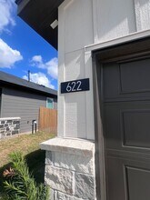 622 Amber Fls Dr in Montgomery, TX - Building Photo - Building Photo