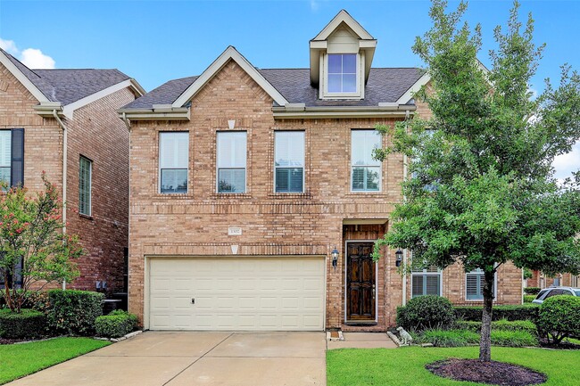 property at 1302 E Park At Shady Villa