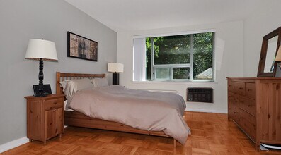 70 Heath St W in Toronto, ON - Building Photo - Building Photo