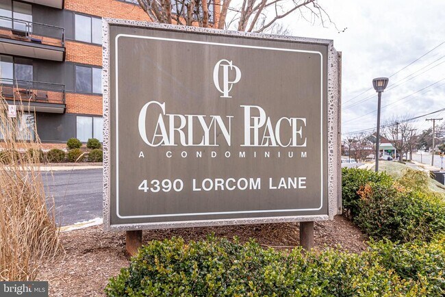 4390 Lorcom Ln, Unit 701 in Arlington, VA - Building Photo - Building Photo