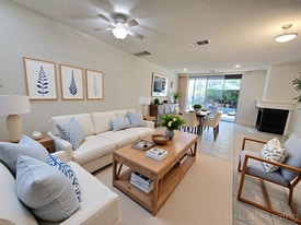 25369 Pine Creek Ln in Los Angeles, CA - Building Photo