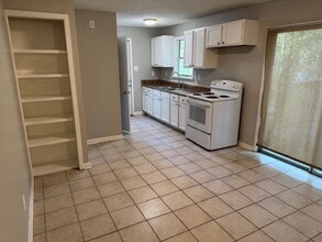 129 Calloway Dr in Haughton, LA - Building Photo - Building Photo