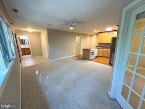 2005 Huntwood Dr in Gambrills, MD - Building Photo - Building Photo