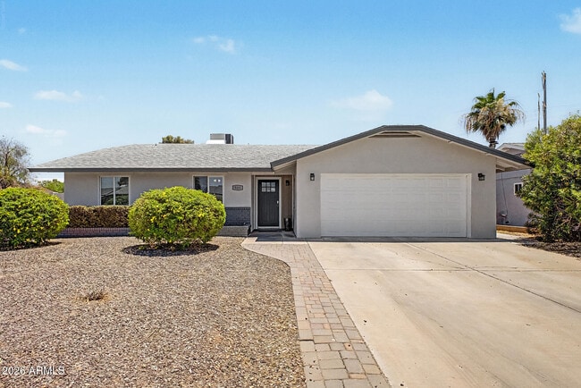 property at 139 E Heather Ave