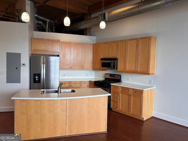 property at 204 Walker St SW