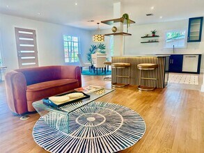 4406 Airport Blvd in Austin, TX - Building Photo - Building Photo