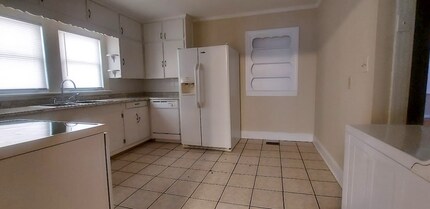 1708 E 4th St in Greenville, NC - Building Photo - Building Photo