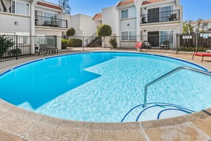 1499 Broadway in El Cajon, CA - Building Photo