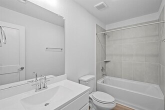 562 Bluebell Maiden Ct in Magnolia, TX - Building Photo - Building Photo