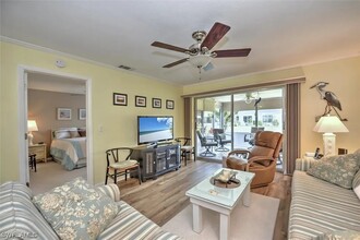 6815 Sandtrap Dr in Ft. Myers, FL - Building Photo - Building Photo