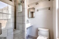 860 W 33rd St photo'