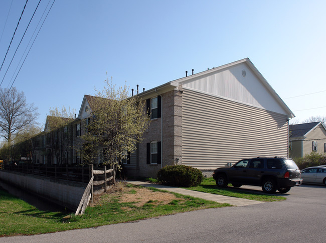 Brint Crossings in Sylvania, OH - Foto de edificio - Building Photo