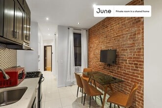 Room in Shared 4 bed/2 bath home, Unit D in New York, NY - Building Photo - Building Photo