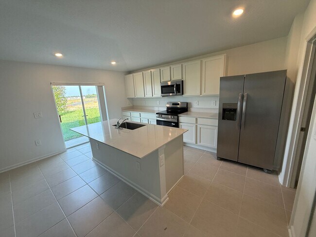 4745 Katrina Dr in Haines City, FL - Building Photo - Building Photo